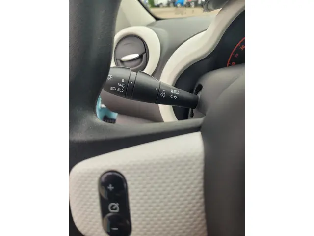 Renault Twingo 1.0 SCe Collection 2016 Benzine 24