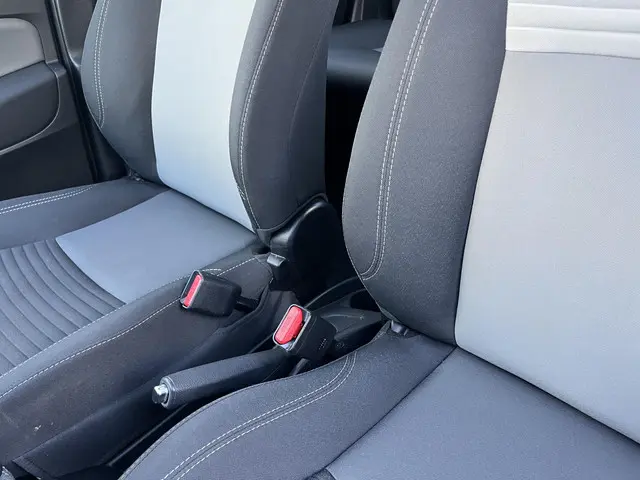 Toyota Yaris 1.0 VVT-i Connect 2019 Benzine 16