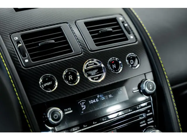 Aston Martin V12 Vantage S 2014 Benzine 40