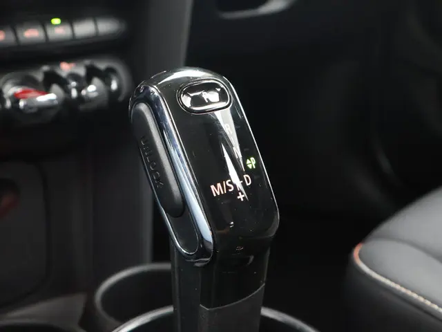 MINI 5-Deurs Mini 1.5 COOPER SALT AUT. 2018 Benzine 11