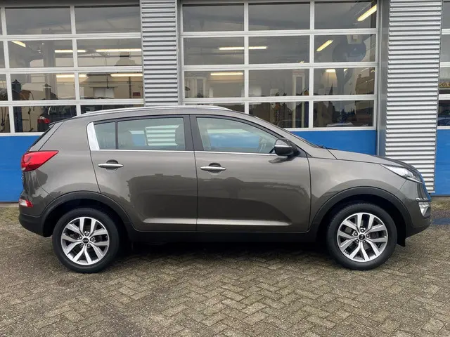 Kia Sportage 1.6 GDI BusinessLine 2015 Benzine 2