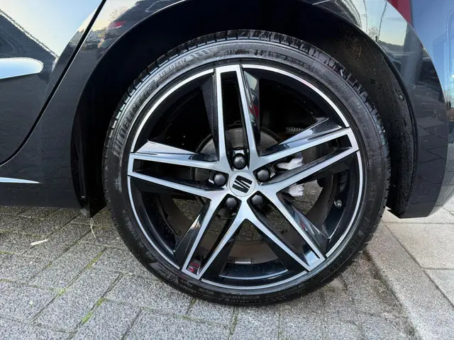 SEAT Ibiza 1.0 EcoTSI FR Plus Connect 2023 Benzine 9