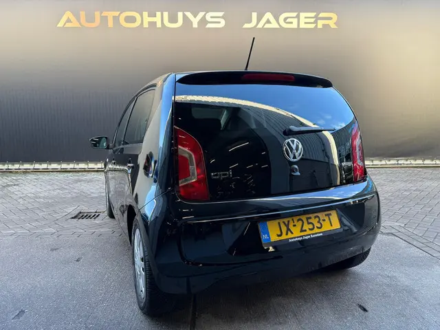 Volkswagen up! 1.0 move up! BlueMotion 2016 Benzine 2