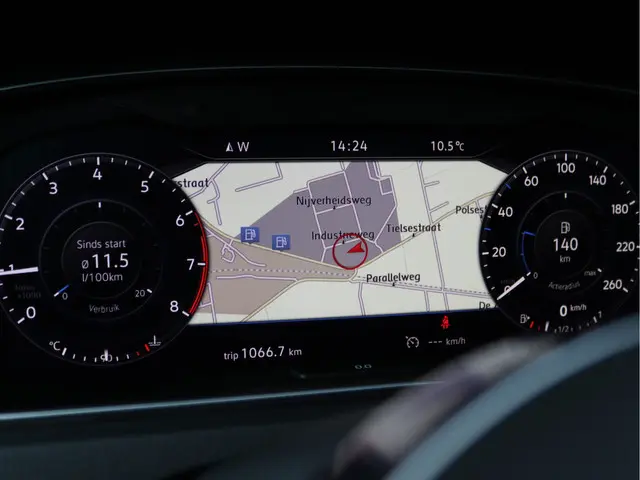 Volkswagen Golf 1.0 TSI Highline R-line 2017 Benzine 39