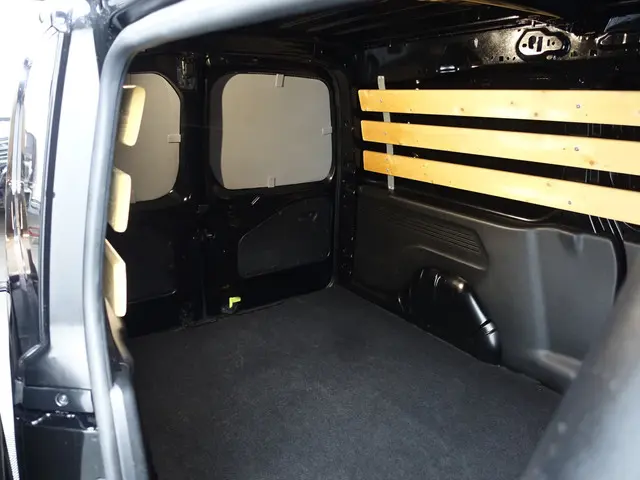 Opel Combo 1.5D Euro 6 L2 Sport Edition- 2019 Diesel 36