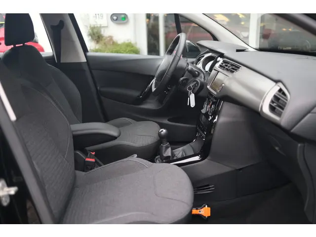 Citroën C3 PT 82 Selection 2016 Benzine 11