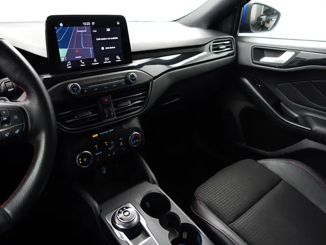 Ford Focus 1.5 EcoBoost ST Line Business Aut- 2019 Benzine 8