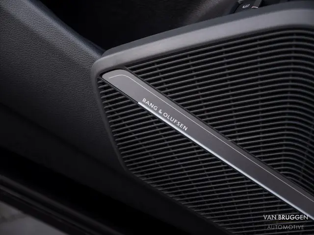 Audi Q5 55 TFSI e S-Line 2022 Hybride Benzine 17