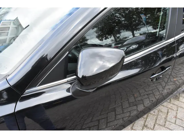 Mazda 3 2.0 SkyActiv-G 120 SkyLease+ 2017 Benzine 35