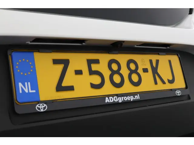 Toyota Aygo X 1.0 VVT-i MT Play 2024 Benzine 35