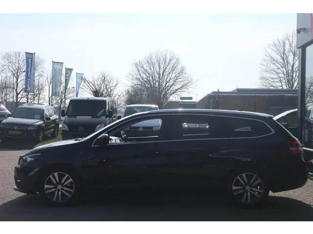 Peugeot 308 SW 1.2 PureTech Tech Edition 2019 Benzine 7