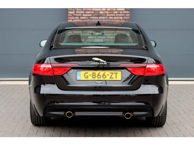 Jaguar XF 2.0t 250 PK Chequered Flag Aut8 | 2020 Benzine 15