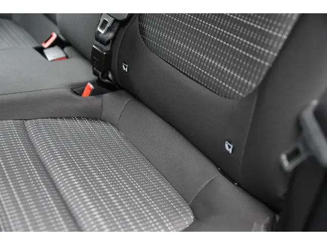 Kia Stonic 1.0 T-GDi DynamicPlusLine 2022 Benzine 12