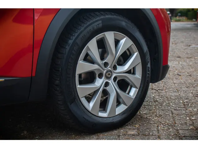 Renault Captur TCe 130 Intens 2020 Benzine 40