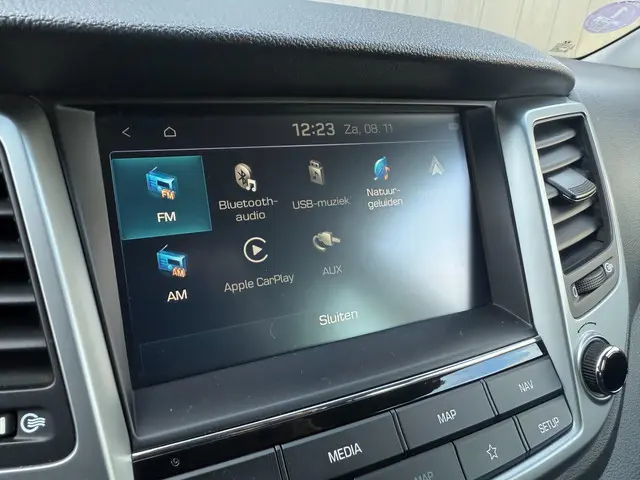 Hyundai Tucson 1.6 GDi Comfort Trekhaak ! 2018 Benzine 12