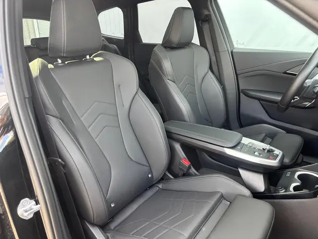 BMW X1 xDrive30e 2024 Hybride Benzine 7