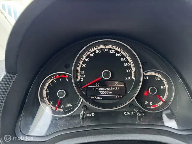 Volkswagen up! 1.0 BMT up! beats 2019 Benzine 16