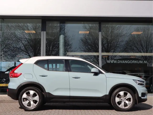 Volvo XC40 1.5 T3 Momentum 2019 Benzine 6