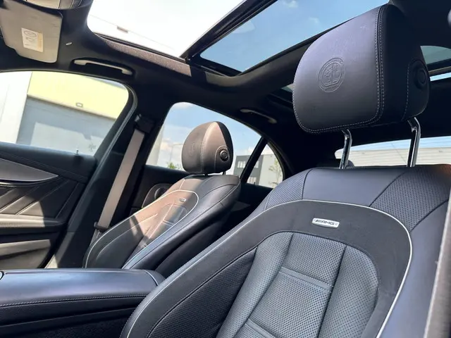 Mercedes-Benz E-Klasse AMG E63 S 4MATIC+ 2020 Benzine 12