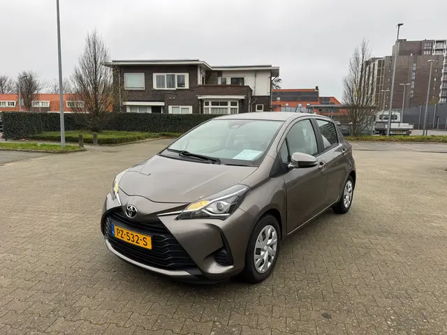 Toyota Yaris 1.0 VVT-i Aspiration 2017 Benzine 20