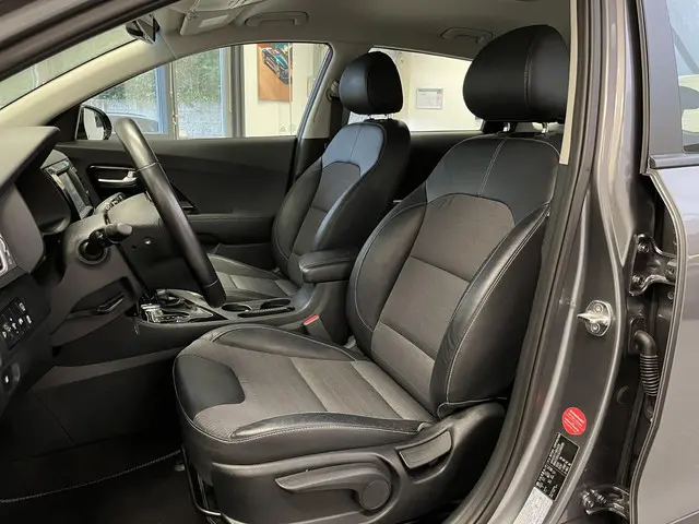 Kia Niro 1.6 GDi Hybrid DynamicLine 2018 Hybride Benzine 3