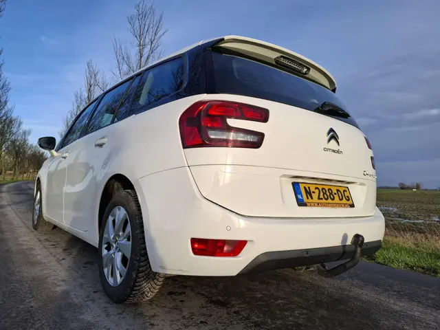 Citroën C4 Spacetourer 1.2 PureTech Feel 2018 Benzine 14