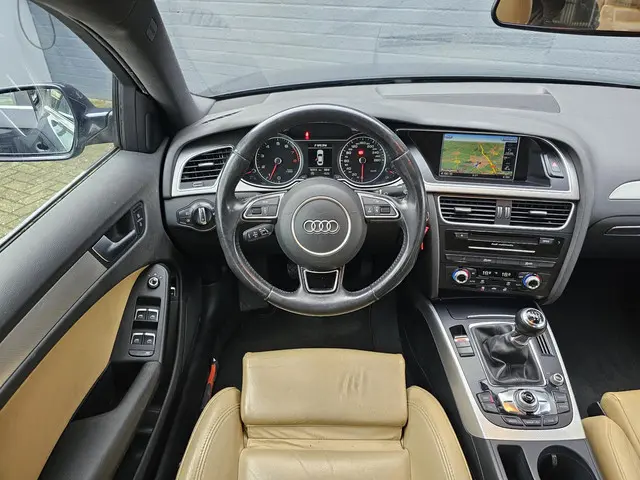 Audi A4 Limousine 1.8 TFSIe Limited S 2014 Benzine 8