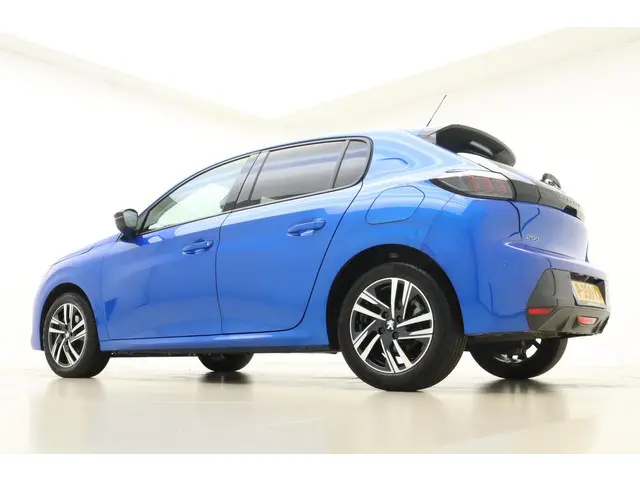 Peugeot 208 1.2 PureTech Allure Pack 2022 Benzine 12