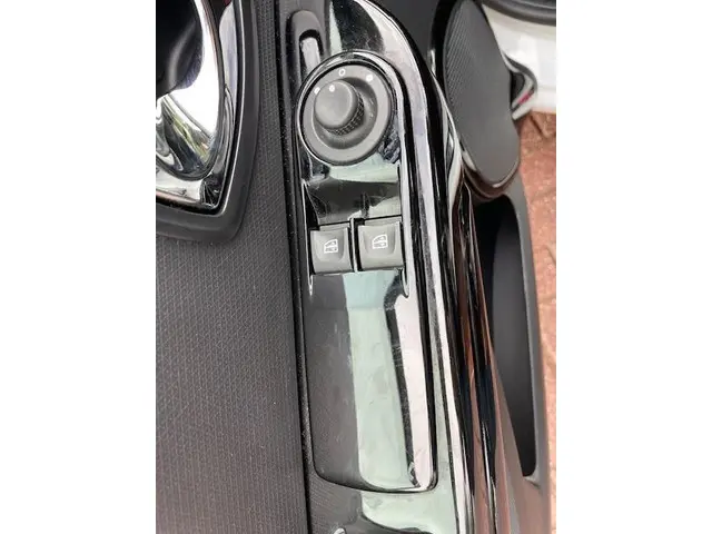 Renault Clio 0.9 TCe Expression 2014 Benzine 13