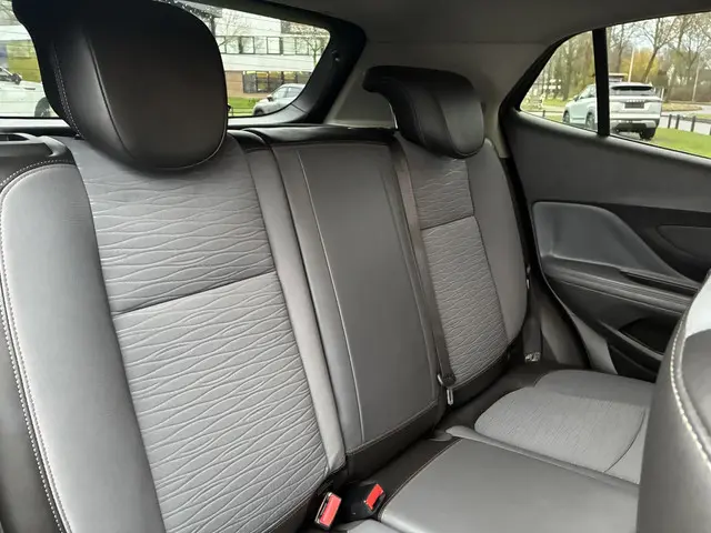 Opel Mokka 1.4 T 140 pk Cosmo 2016 Benzine 12