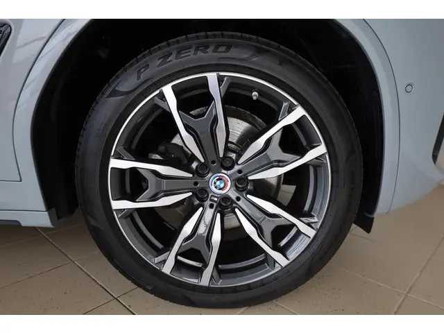 BMW X3 xDrive20i 2023 Benzine 6