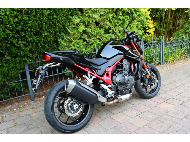 Honda CB 750 HORNET | CB 750 ABS 2024 Benzine 8