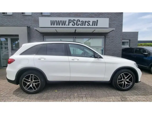 Mercedes-Benz GLC 250 4MATIC Prestige 2017 Benzine 22