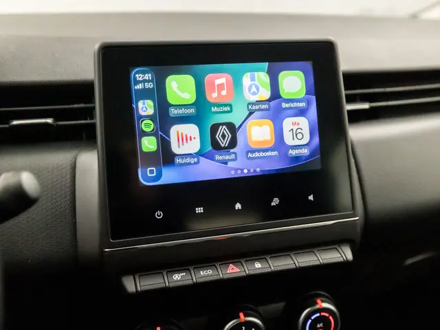 Renault Clio 1.0 TCe 90 Equilibre Sport 2022 Benzine 8