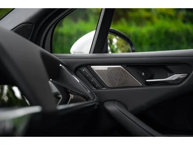 Jaguar I-PACE EV400 SE 90 kWh 2019 Elektrisch 23