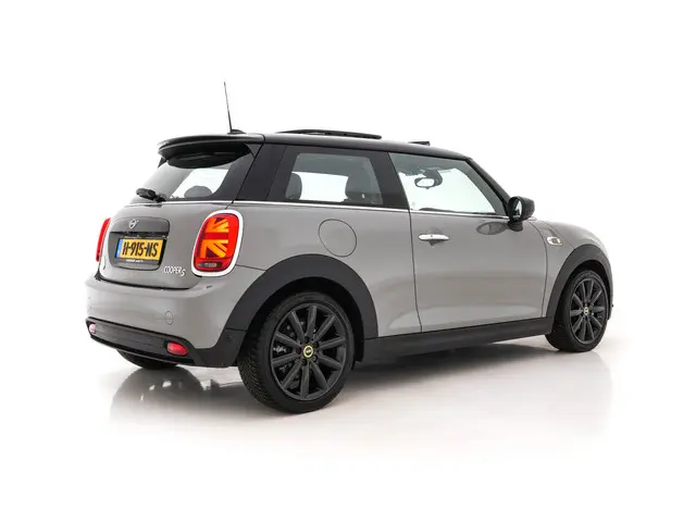 MINI Electric Mini Yours 33 kWh [ 3-Fase ] 2020 Elektrisch 6