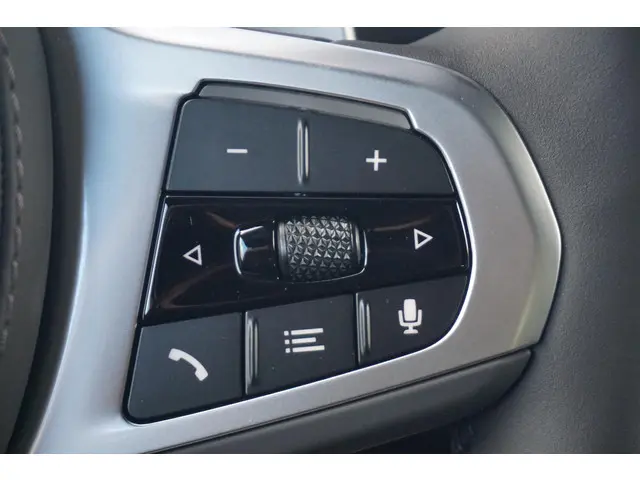 BMW X6 xDrive40i 2026 Benzine 23