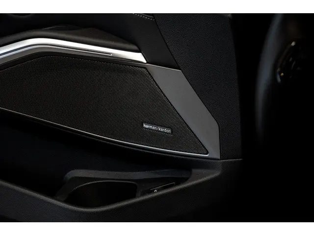 BMW M3 Touring xDrive Competition 2024 Benzine 30