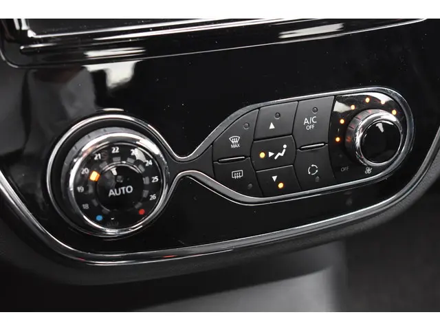 Renault Captur TCe 120 Dynamique 2017 Benzine 18