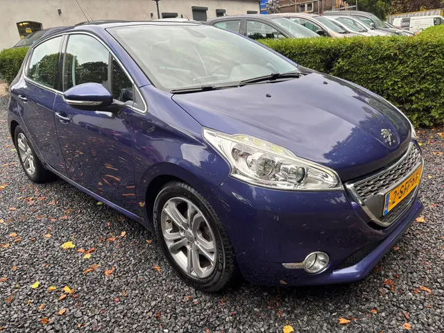 Peugeot 208 3