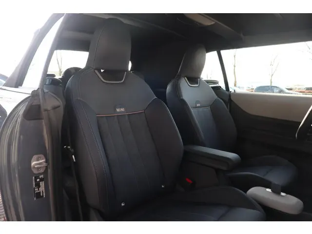 MINI Cooper Cabrio C 2026 Benzine 7