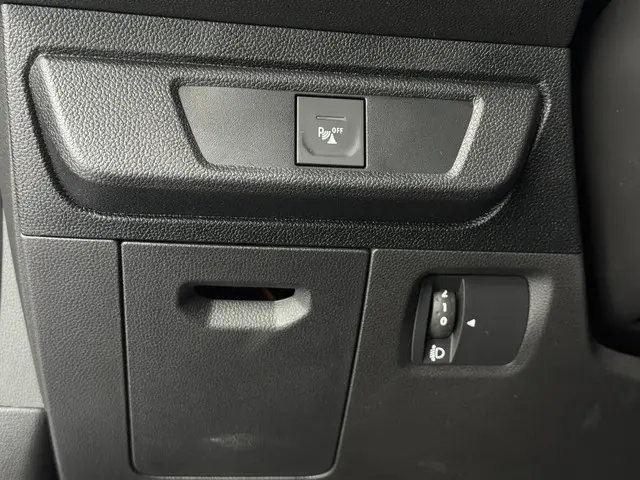 Dacia Sandero Stepway 1.0 TCe 90 Comfort 2023 Benzine 31