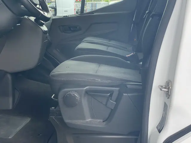Ford E-Transit 350 L3H3 Trend 68 kWh 2024 Elektrisch 26