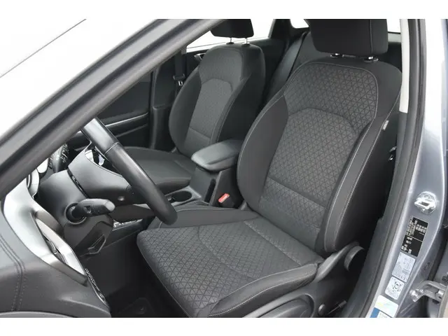 Kia Ceed 1.0 T-GDi DynamicLine 2021 Benzine 9