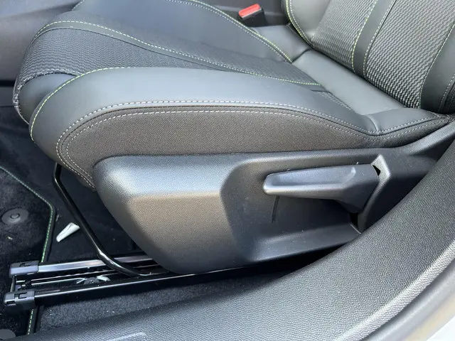 Peugeot 2008 Turbo 130PK GT 2024 Benzine 25
