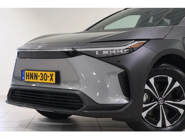 Toyota bZ4X Dynamic 71 kWh, 2025 Elektrisch 7