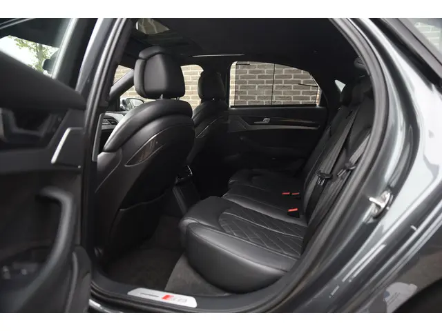 Audi S8 4.0 TFSI S8 quattro Pro Line+ 2013 Benzine 25