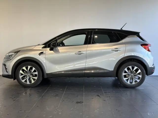 Renault Captur 1.3 TCe 140 Intens 2021 Benzine 19