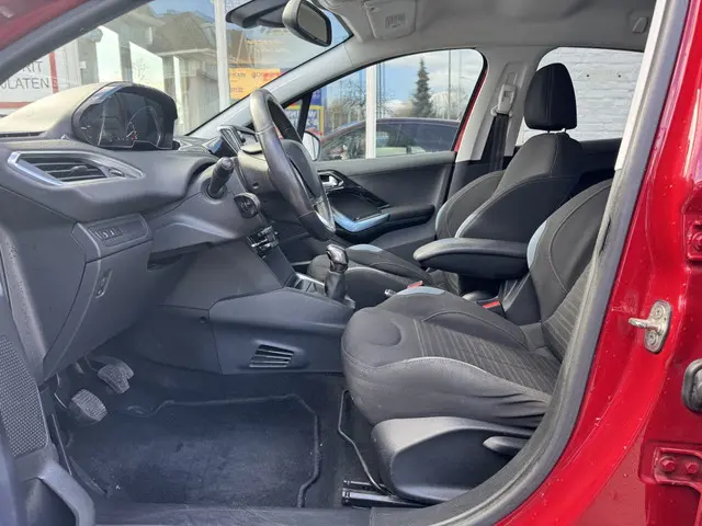 Peugeot 208 1.6 VTi Allure *KOPPAKKING LEK* 2012 Benzine 10