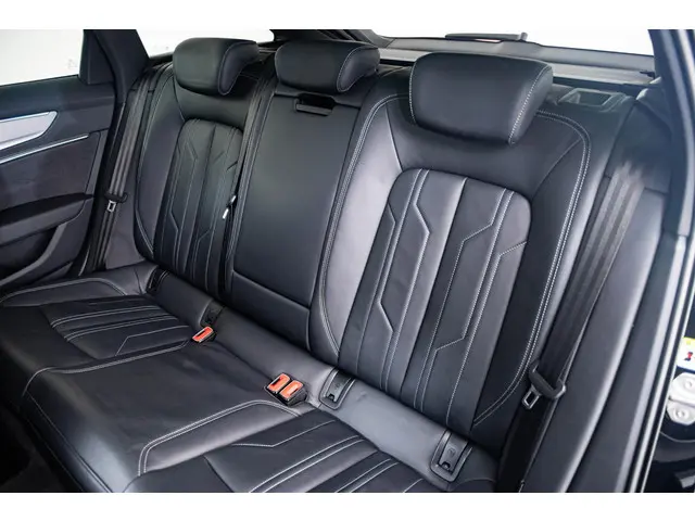 Audi A6 Avant 55 TFSI 2022 Benzine 52